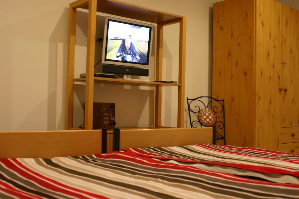 Ferienwohnung Mit Herz Fuer Tiere Кауфбойрен Экстерьер фото